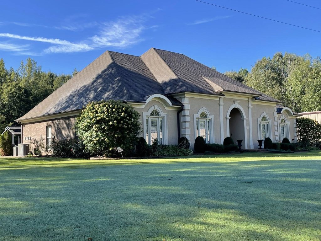 Roof Cleaning DeSoto County MS