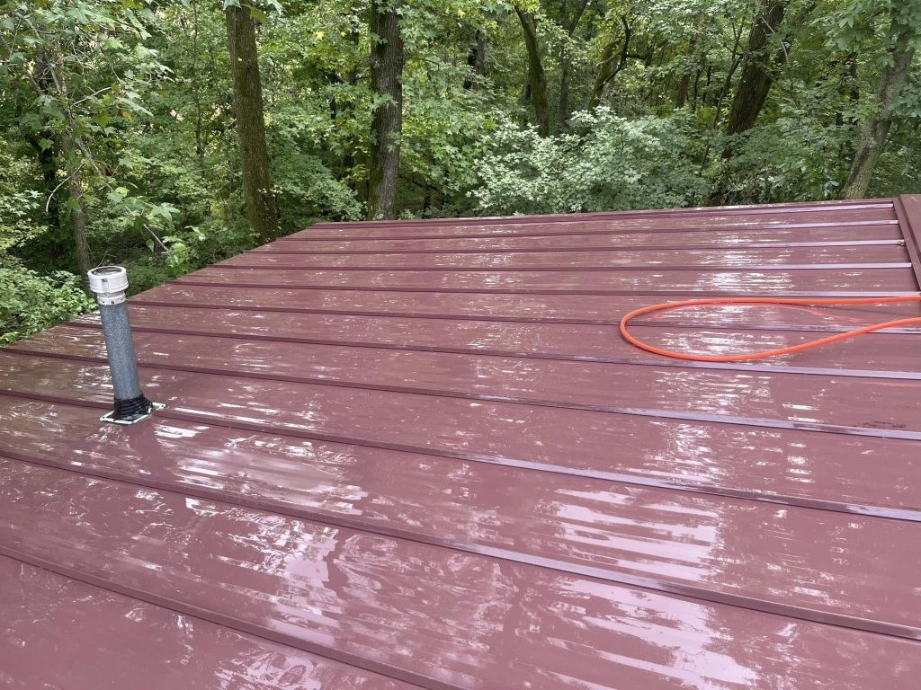 Roof Cleaning DeSoto County MS